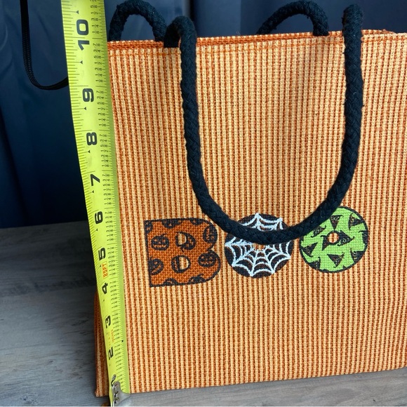 Halloween-themed burlap bag,  "BOO" Bag, Orange, Black‎ - Picture 9 of 10